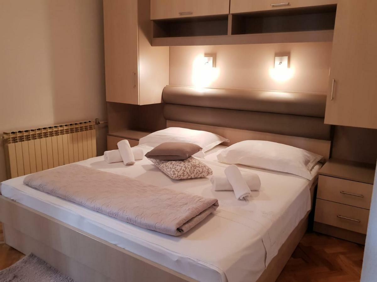 Guesthouse Marina 图彻皮 外观 照片