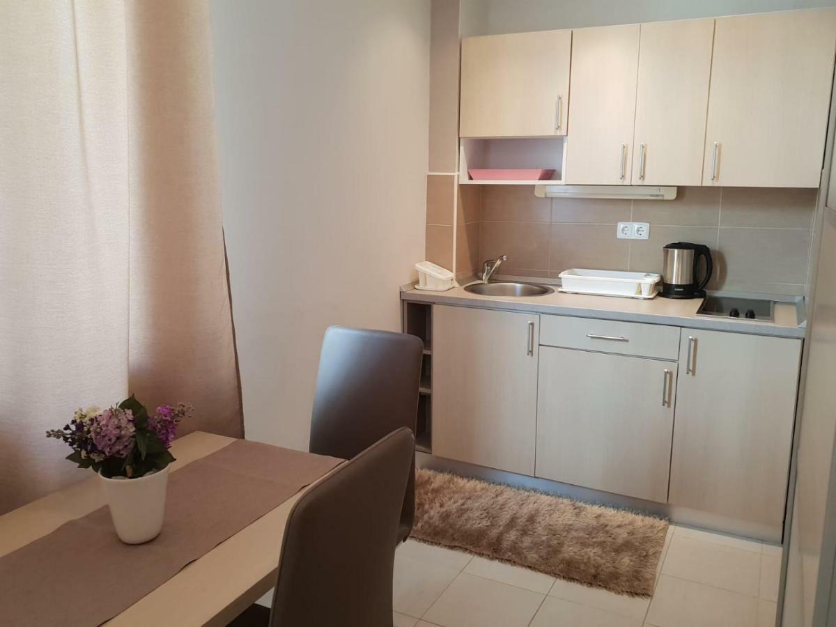 Guesthouse Marina 图彻皮 外观 照片